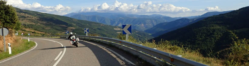 vacances moto inoubliables avec moto pyrenees